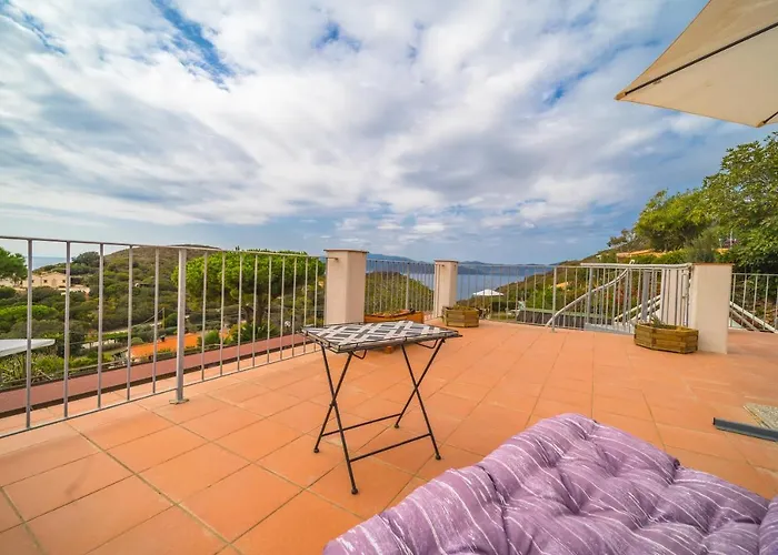 Appartamenti Rita Sul Golfo Dell\'Innamorata - Goelba